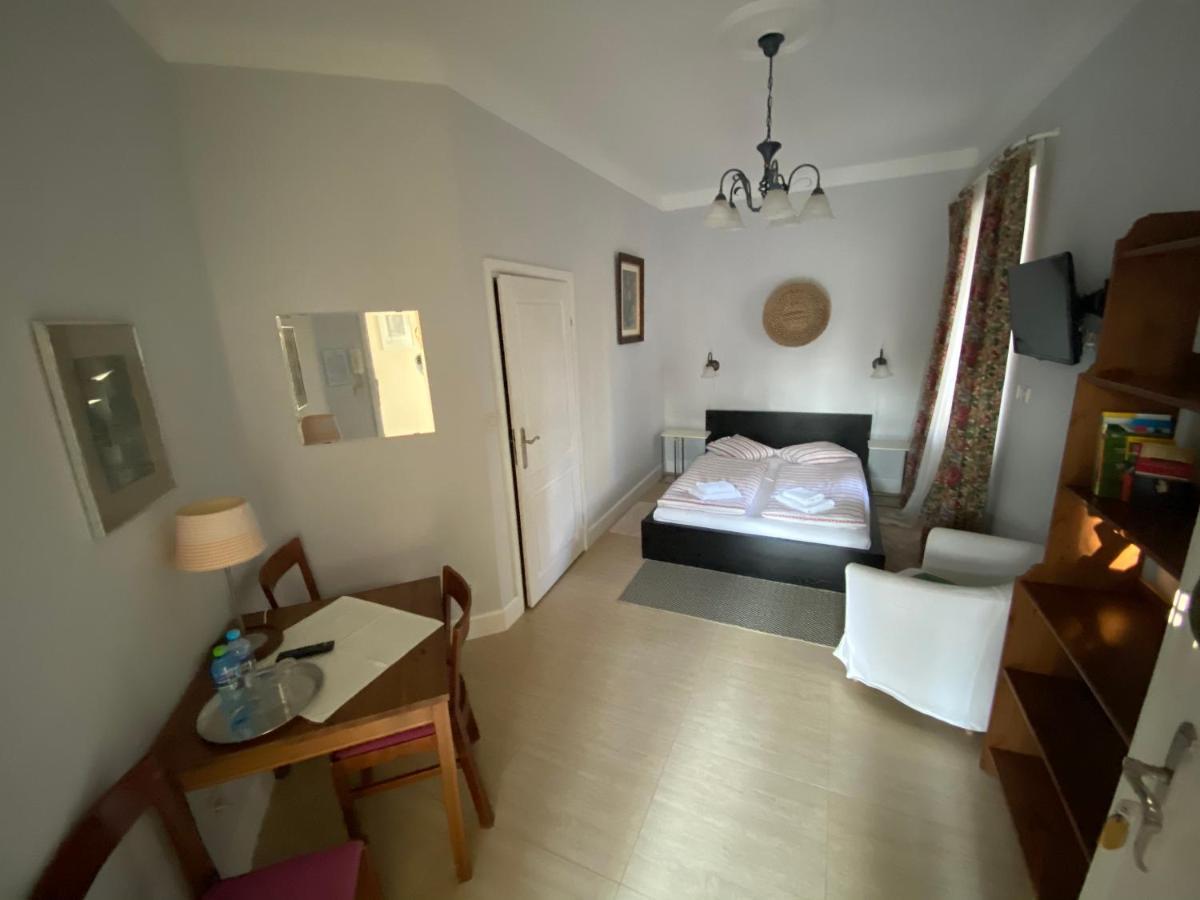 Hotel Krzysin Podkowa Leśna Esterno foto