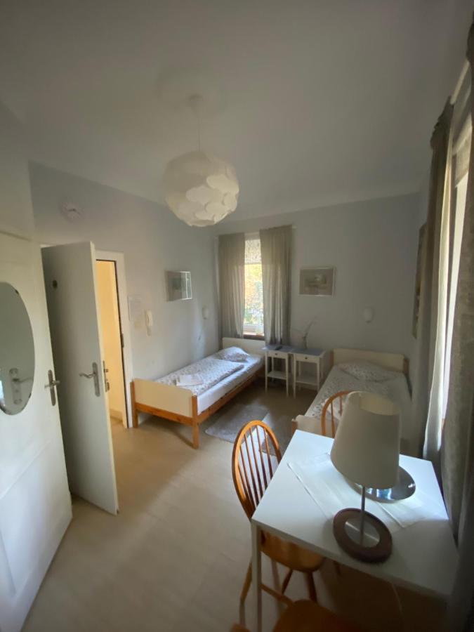 Hotel Krzysin Podkowa Leśna Esterno foto